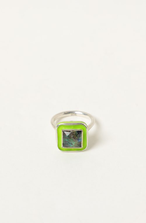 Anello quadrato con smalti