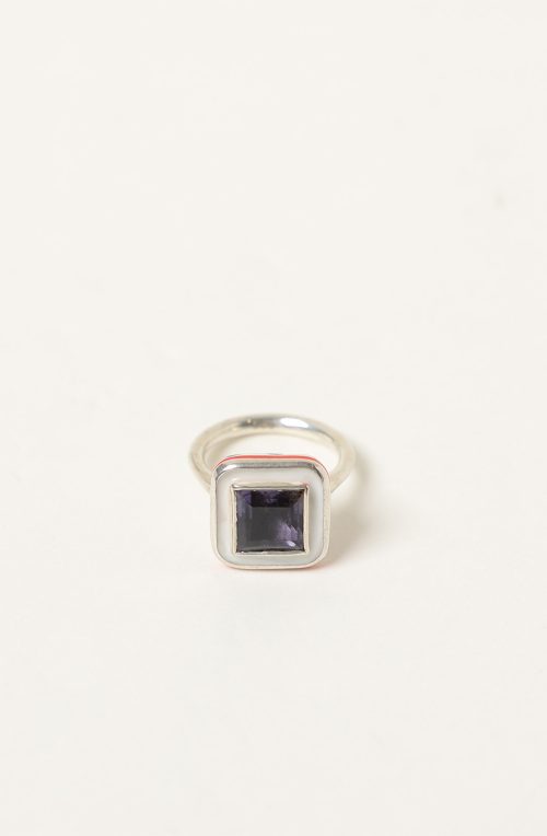 Anello quadrato con smalti