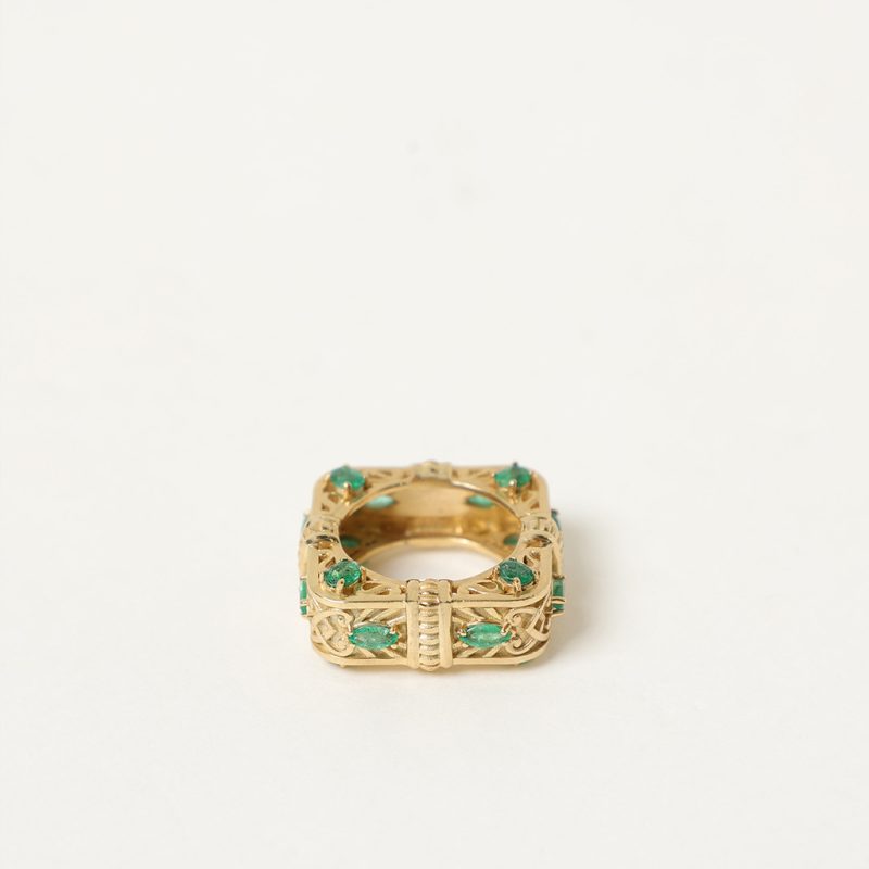 Anello con smeraldi