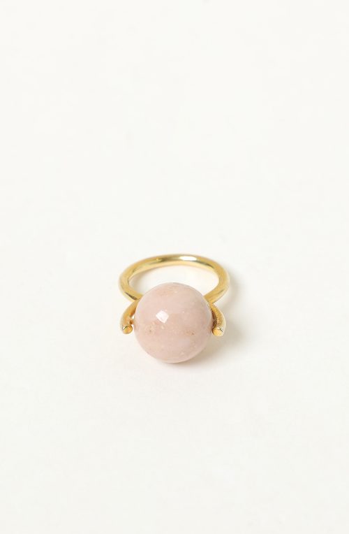 Anello con rodonite sospesa