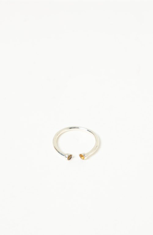 Anello delicato aperto