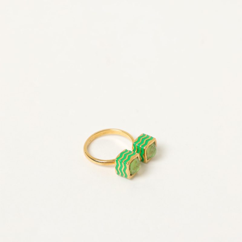 Anello aperto con smalti verdi