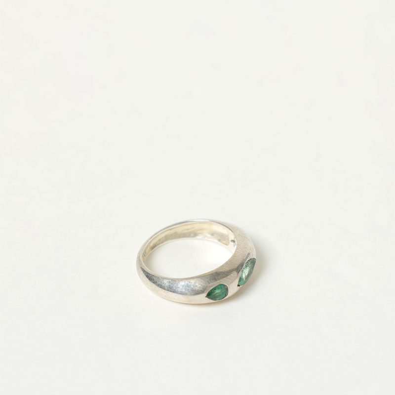 Anello medievale con smeraldi
