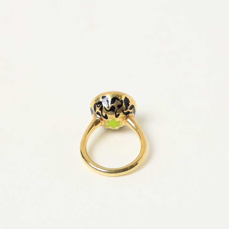 Anello rotondo con smalti