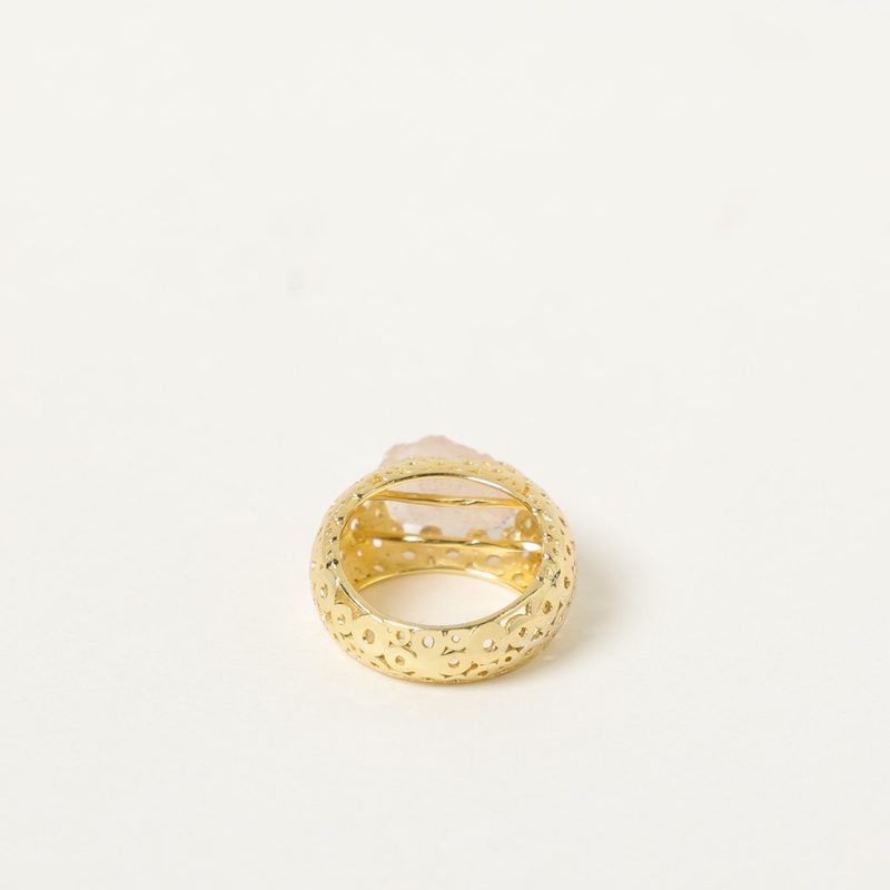 Anello fascia con quarzo rosa grezza